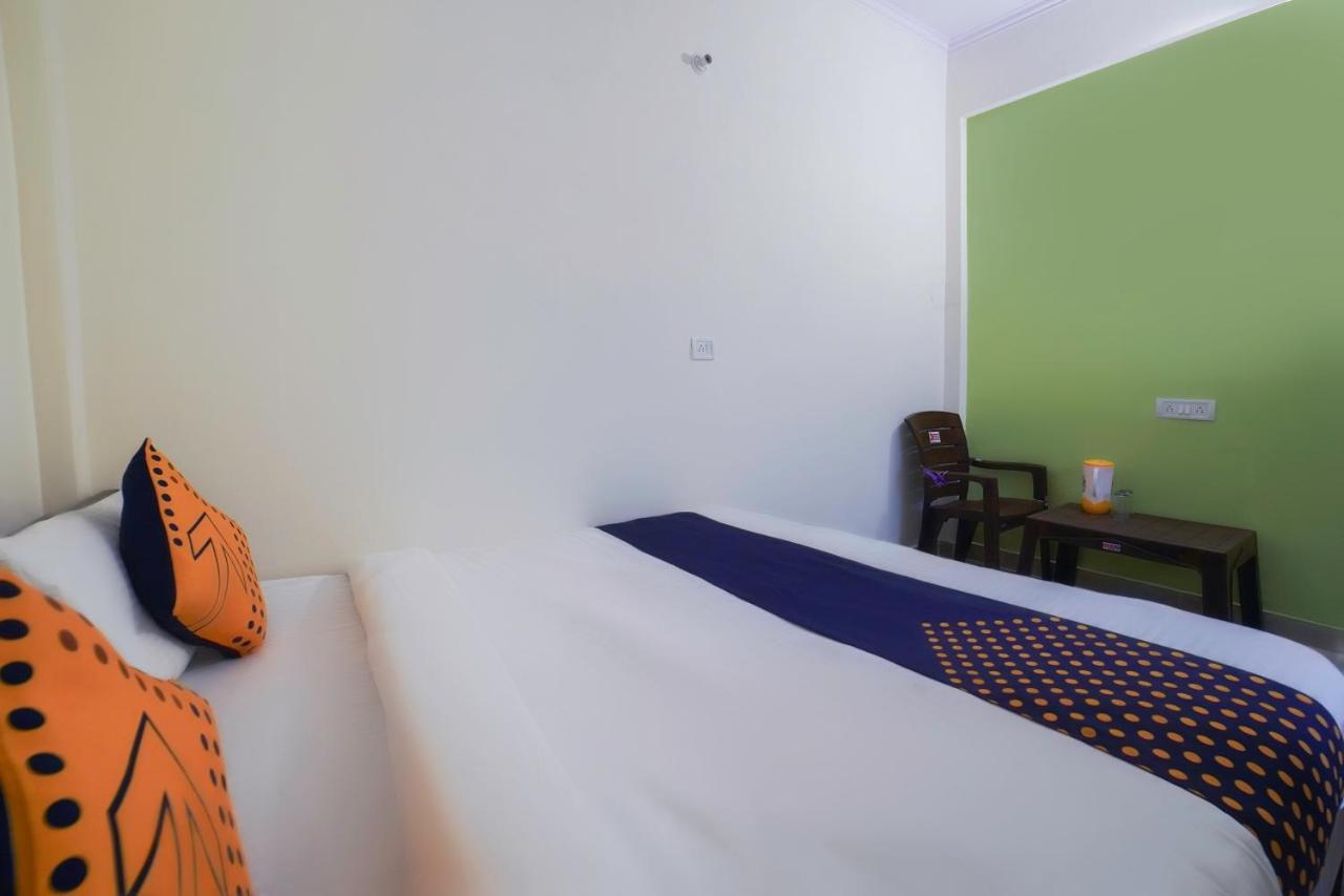 Spot On 67119 Hotel Shivam Residency Rampura  Екстер'єр фото