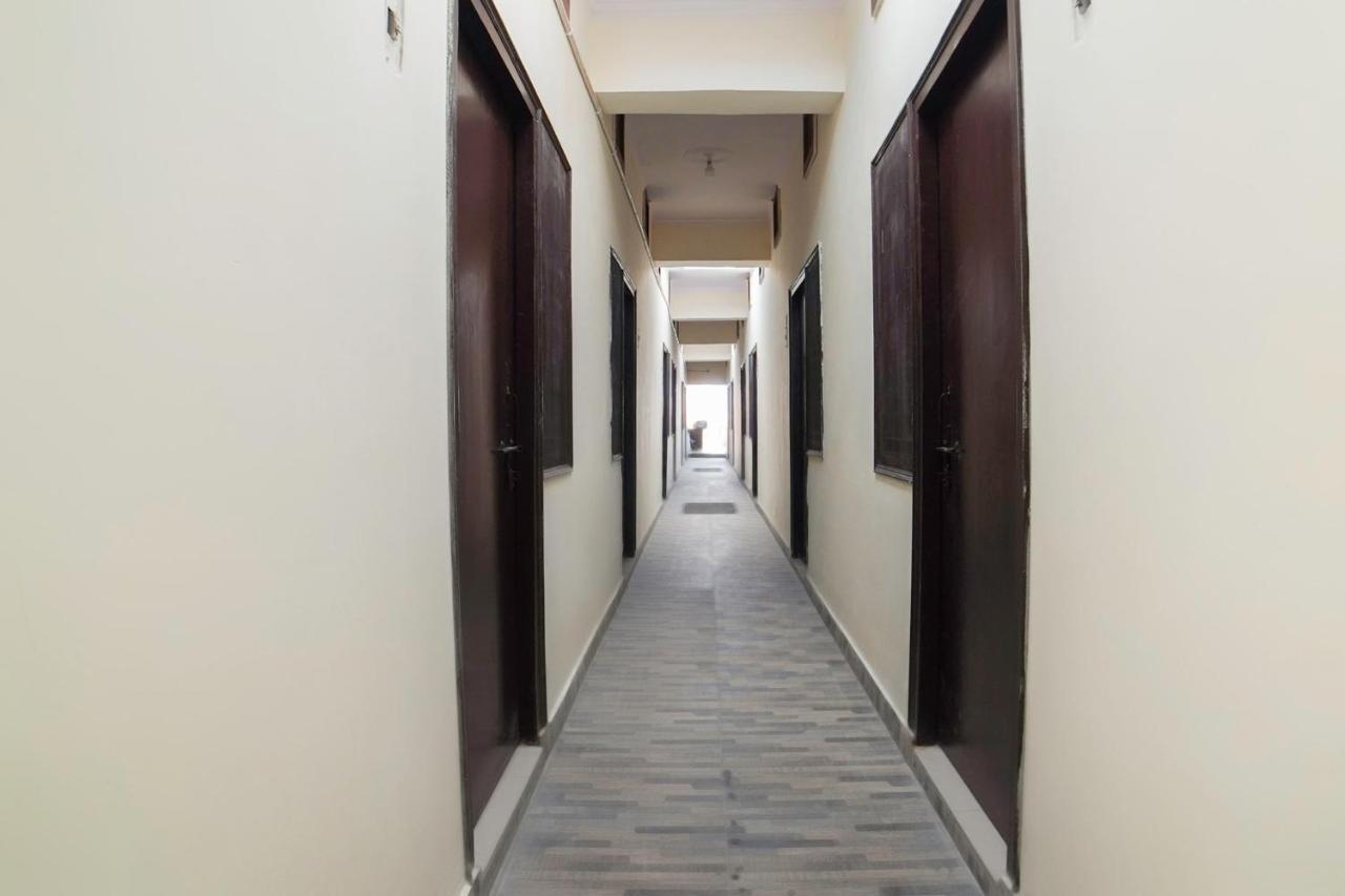 Spot On 67119 Hotel Shivam Residency Rampura  Екстер'єр фото