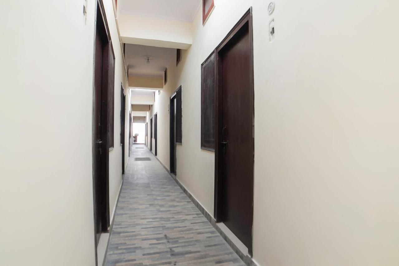 Spot On 67119 Hotel Shivam Residency Rampura  Екстер'єр фото